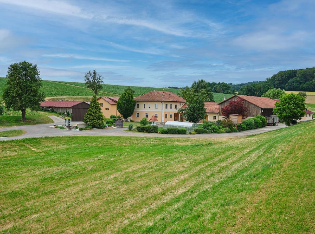 Mayr-Hof Seimetzback Buitenkant foto
